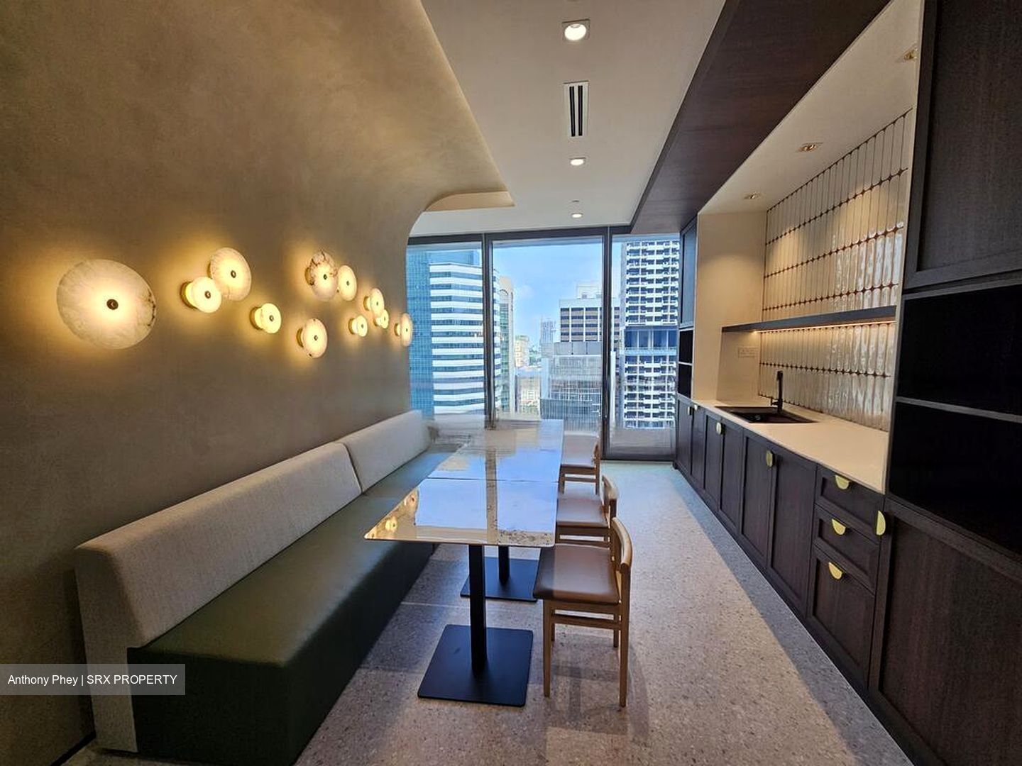 Central Boulevard (D1), Office #456006621